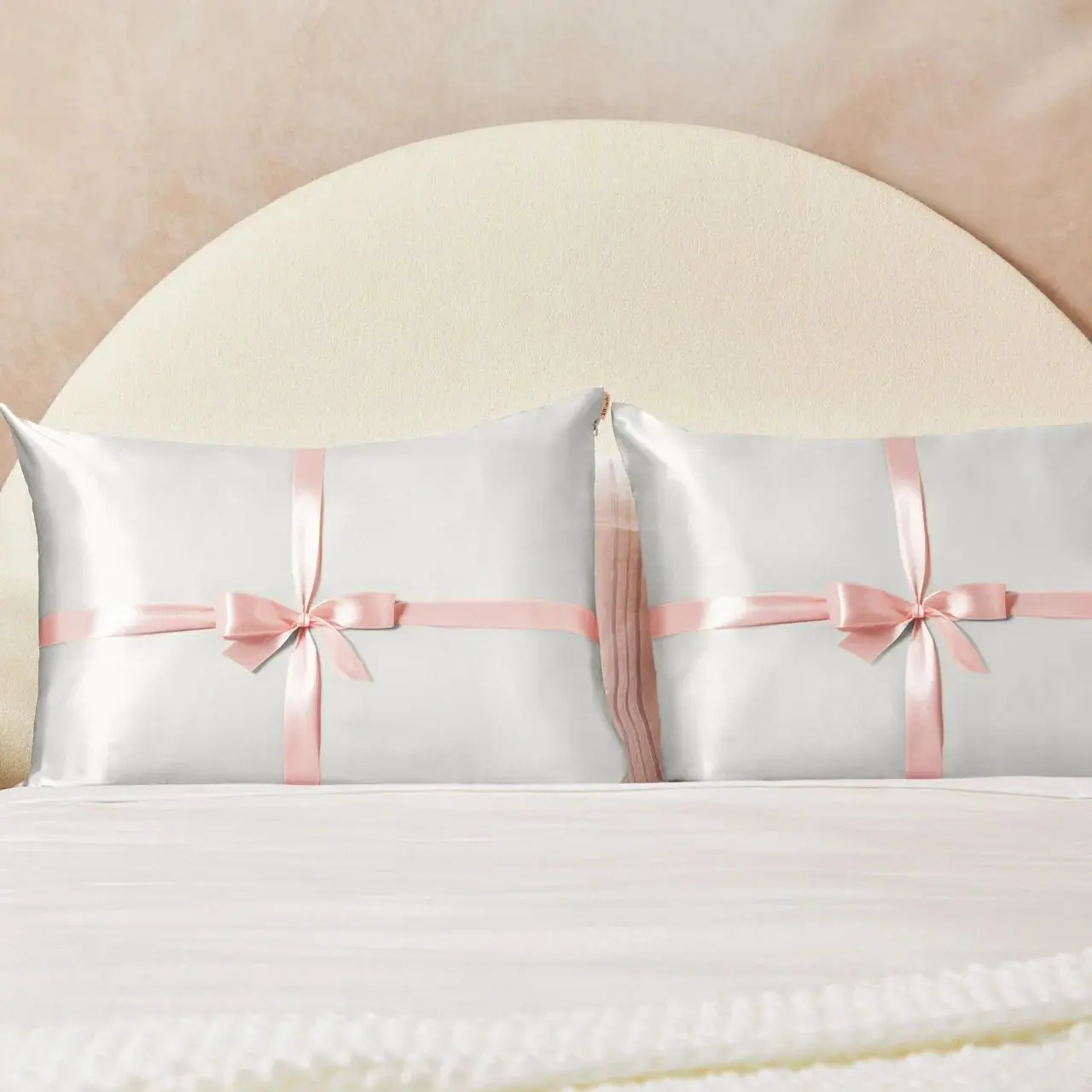 Holiday Standard Pillowcase 2 Piece Set Ivory - Image 3