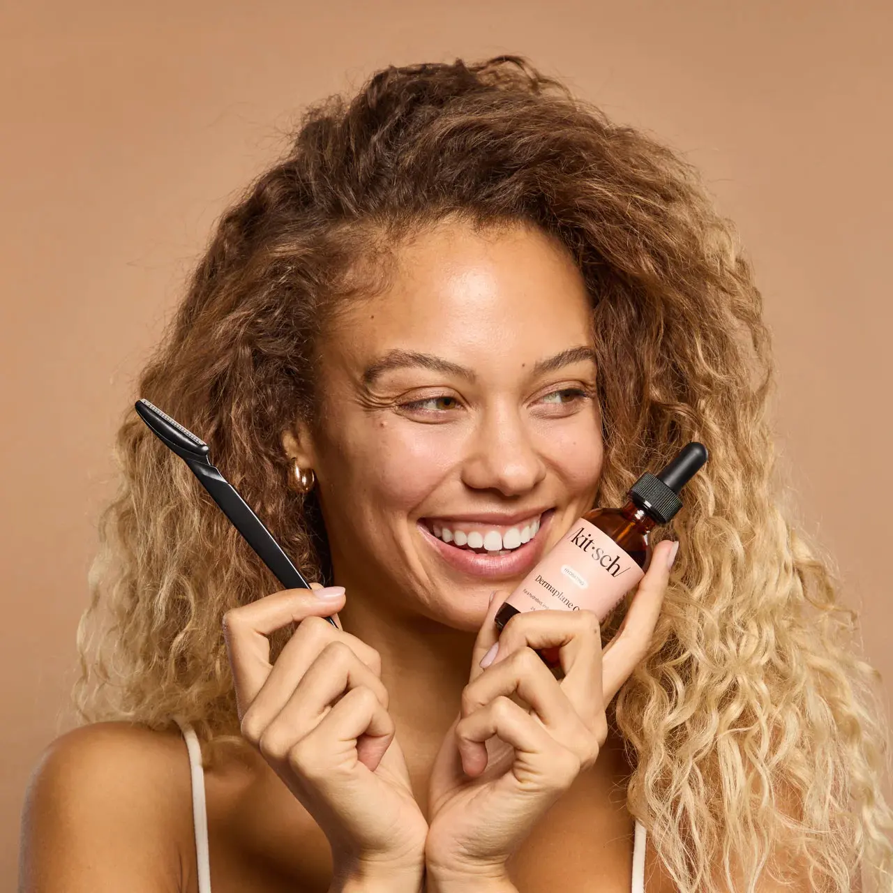 Hydrating Dermaplane Oil - Image 3